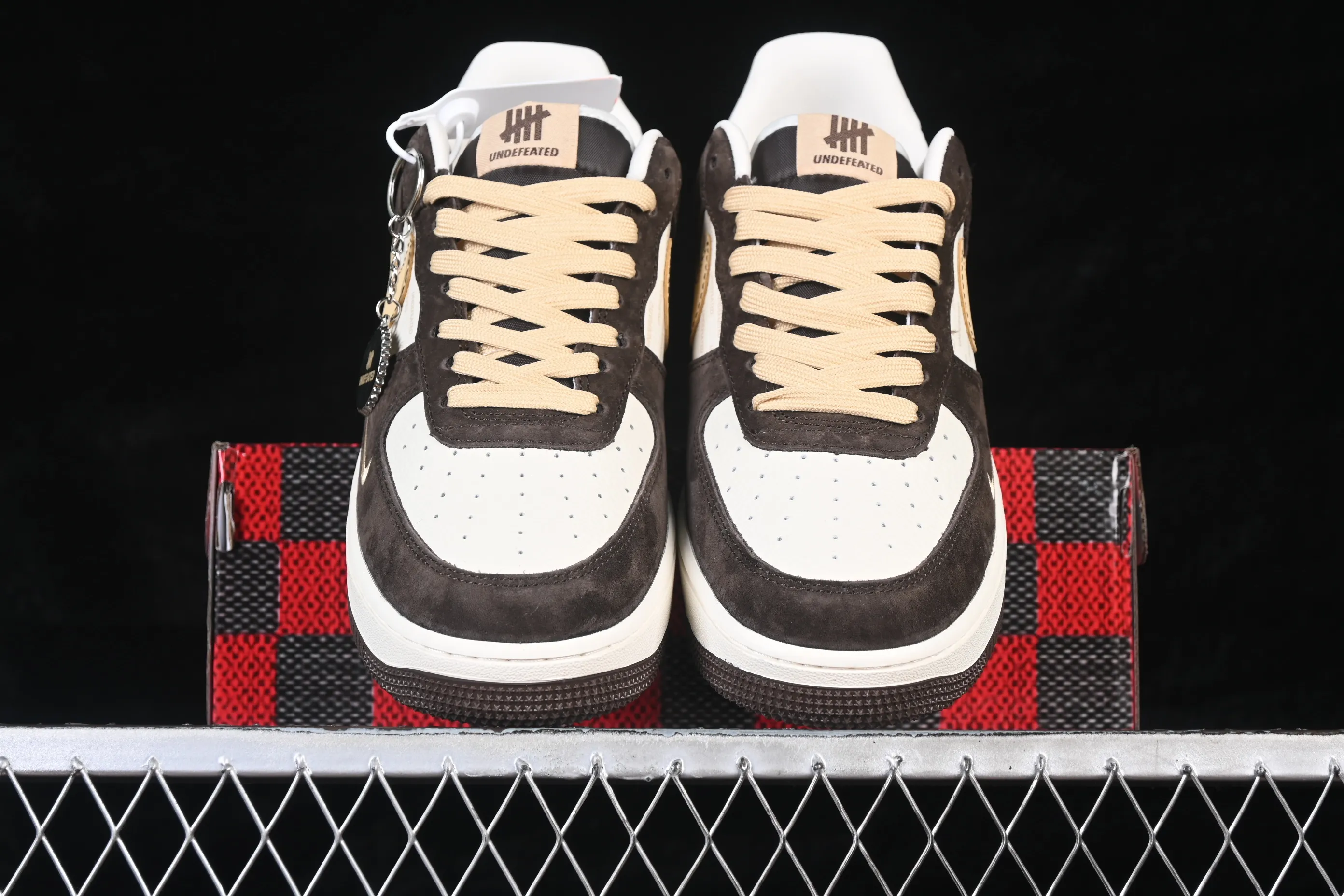All categories Nk Air Force 1 Air Force series Nk Air Force 1 Low Air Force low top Nike Air Force 1'07 Low joint brown white gold Air Force 1 low top casual sneakers KD1688-001